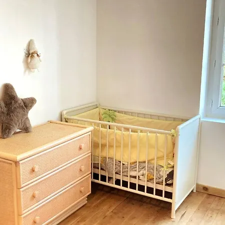 Propriete De 3 Chambres Avec Terrasse Et Wifi A Aube Casa de Férias *