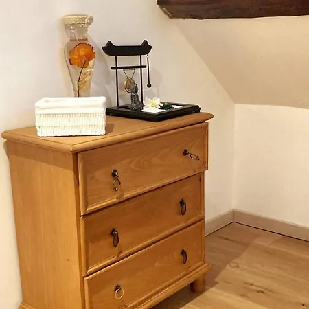 Propriete De 3 Chambres Avec Terrasse Et Wifi A Aube * Aube (Orne)