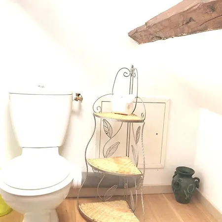 Propriete De 3 Chambres Avec Terrasse Et Wifi A Aube Casa de Férias
