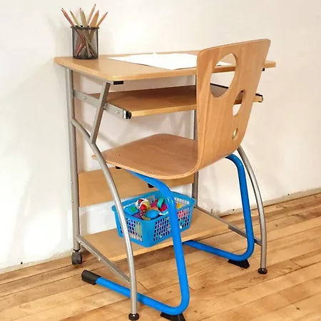 Propriete De 3 Chambres Avec Terrasse Et Wifi A Aube *