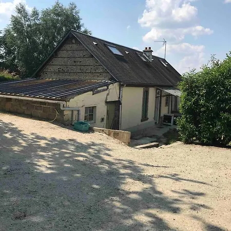 Casa de Férias Propriete De 3 Chambres Avec Terrasse Et Wifi A Aube